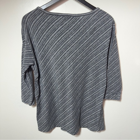 Tommy Bahama Diagonal Stripe 3/4 Sleeve Shirt Gray Women Size M - Picture 6 of 6